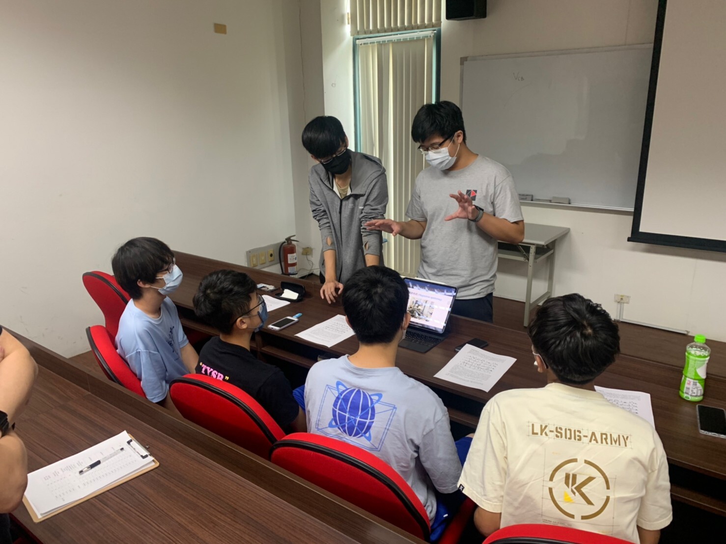 修習「半導體數位產業先修學程」左營高中學生高大上課02圖片