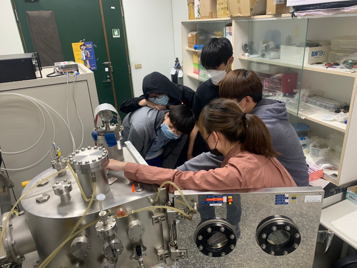 修習「半導體數位產業先修學程」左營高中學生高大上課06圖片