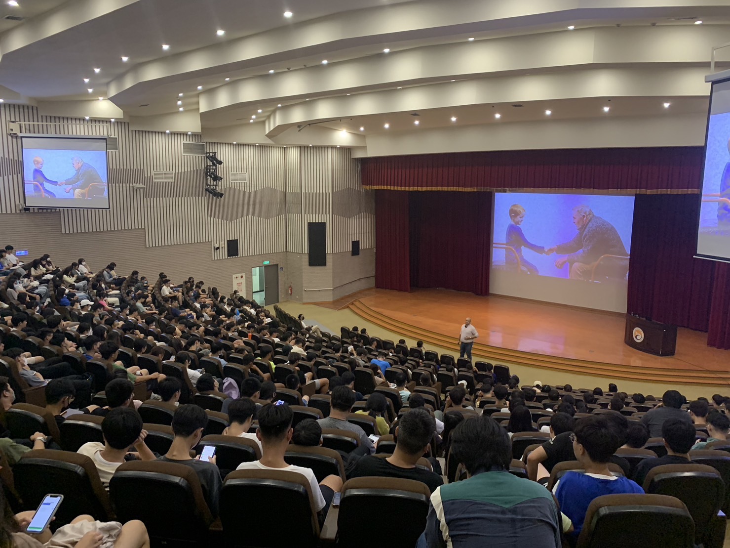 The Center for Teaching and Learning Development offers “The Goal of University Education,” with the first course “Setting Sail for the Future and Guiding Learning Directions” on the 12th. 003