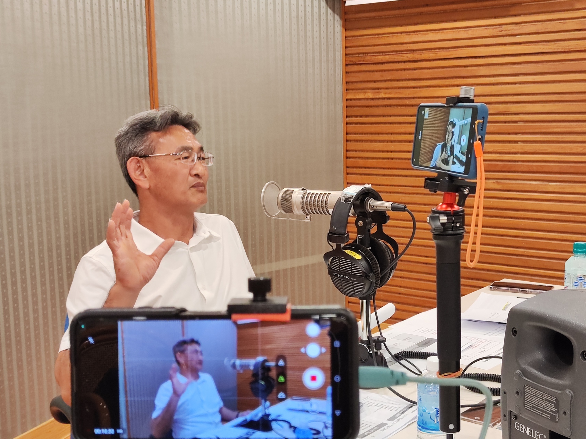高雄大學運動健康及休閒學系系主任張志成接受專訪03