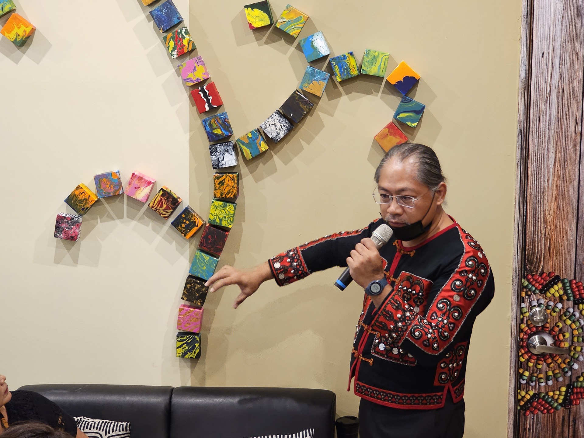 National University of Kaohsiung (NUK) held the opening ceremony of the "Indigenous Students Resources Center" on the 18th. 007