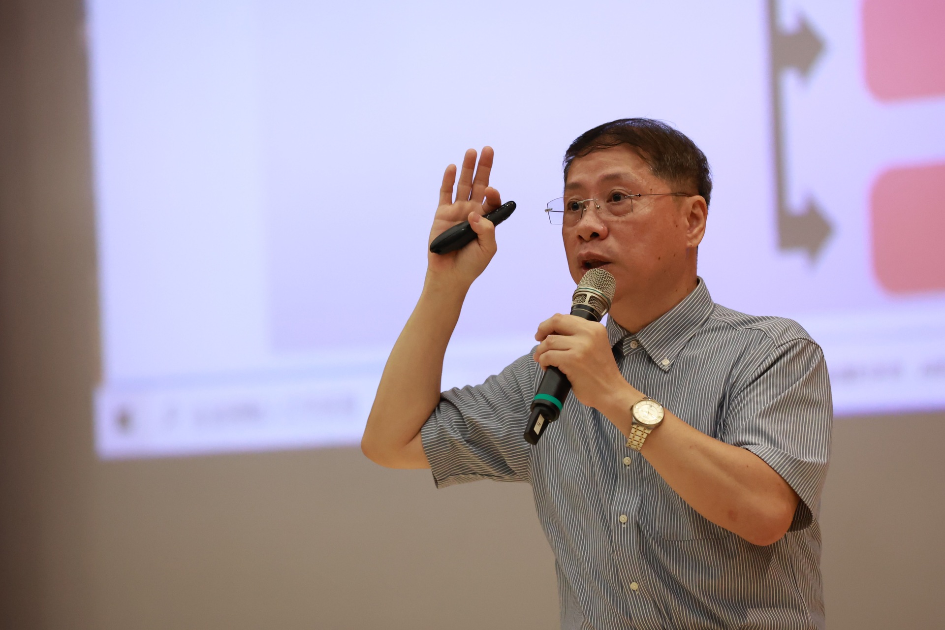 高雄大學《卓越講座》邀南臺科大教授黃仁鵬開講004圖片
