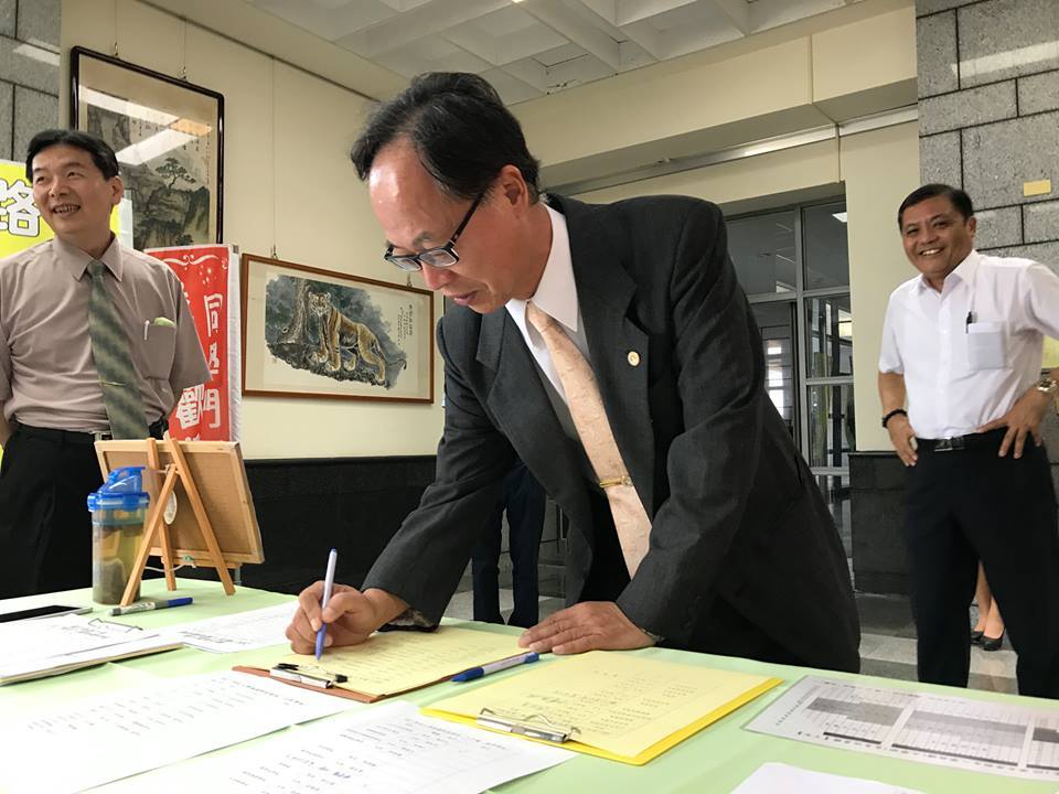 圖片說明