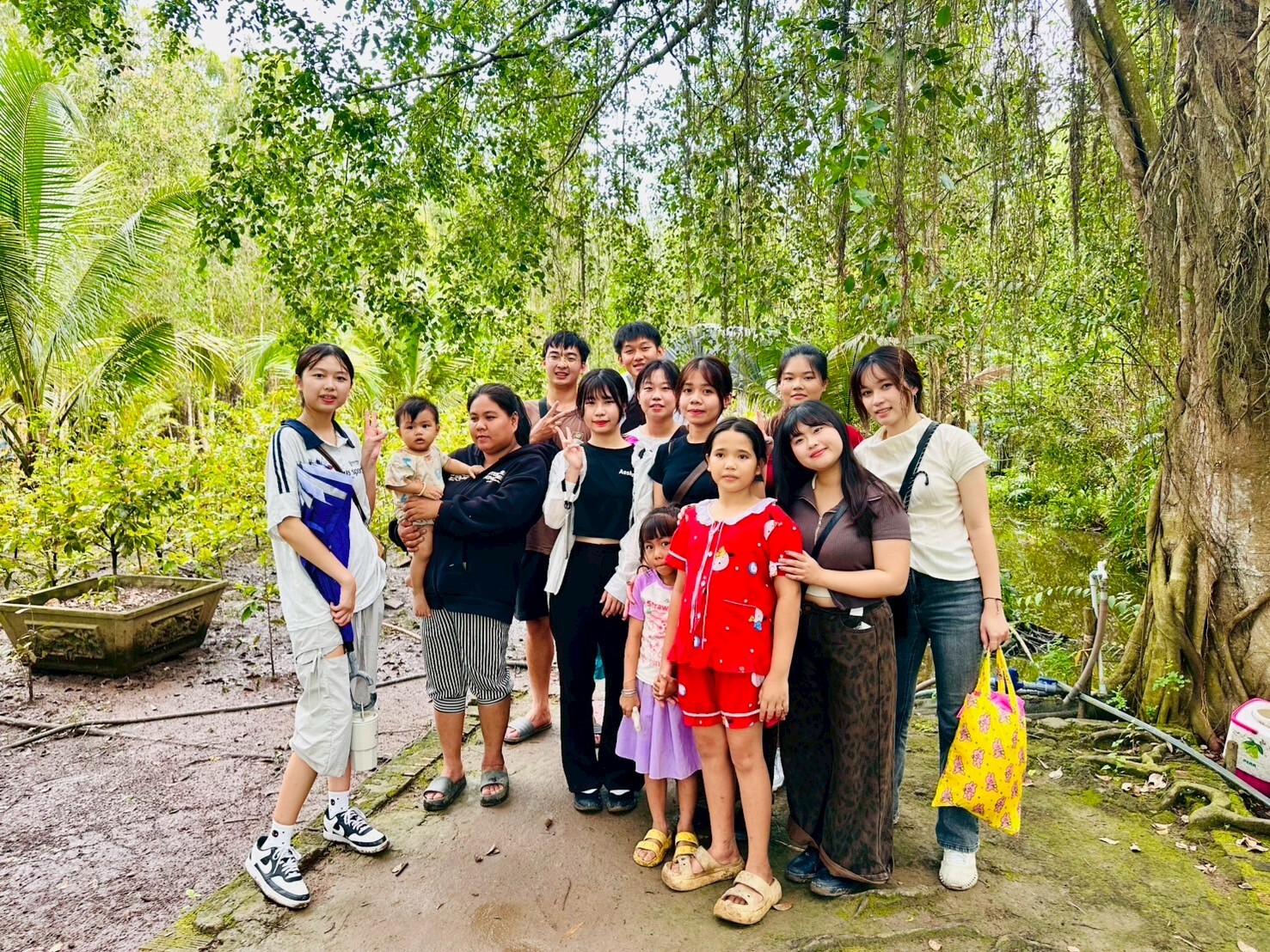 東語系副教授陳氏蘭發表師生赴越交流成果010圖片