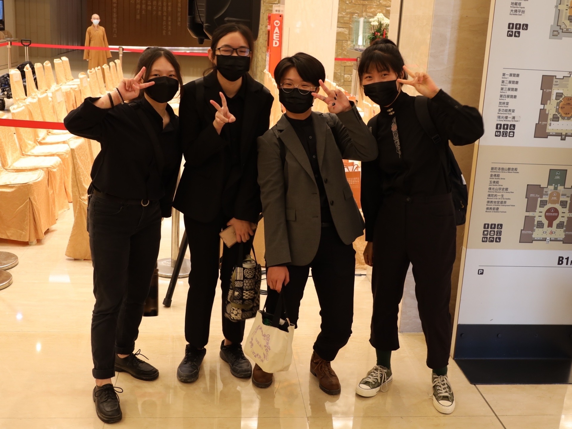 藝創系師生作品勇奪「我見‧我創佛館文創商品設計競賽」首獎及獎金10萬元02圖片