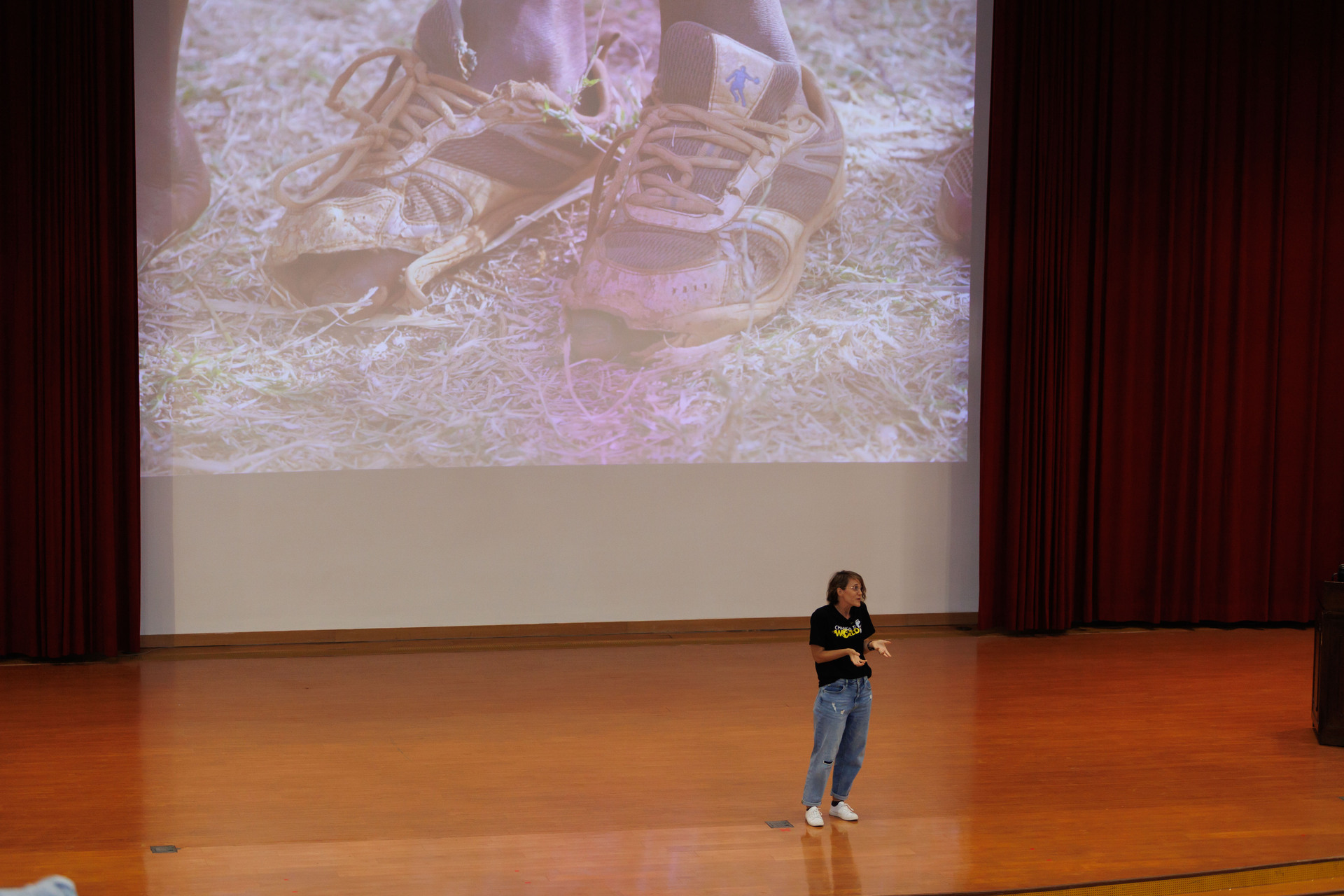 "Shoes for Life" Project Promoter Kara's Speech 004