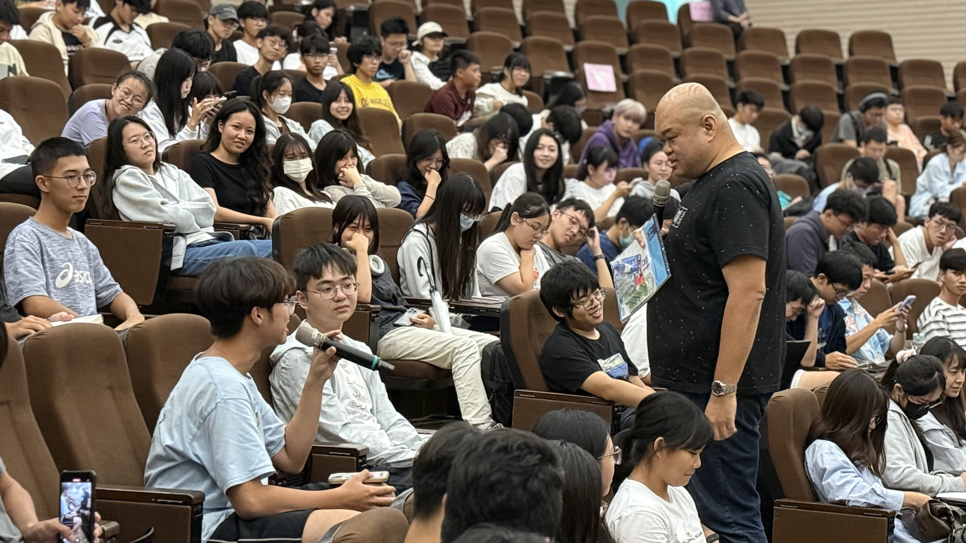 教發中心「大學入門」系列課程，陪伴大一學生探索自我、校園及港都002圖片