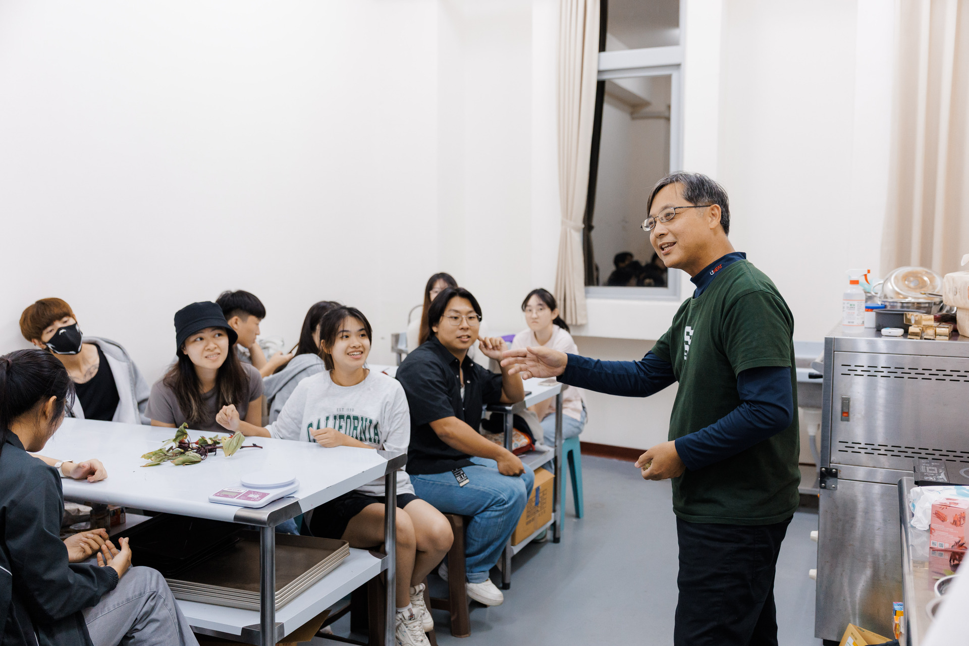 原資中心「洛神提拉米蘇」體驗課 帶領學生認識原民食材文化與應用005圖片