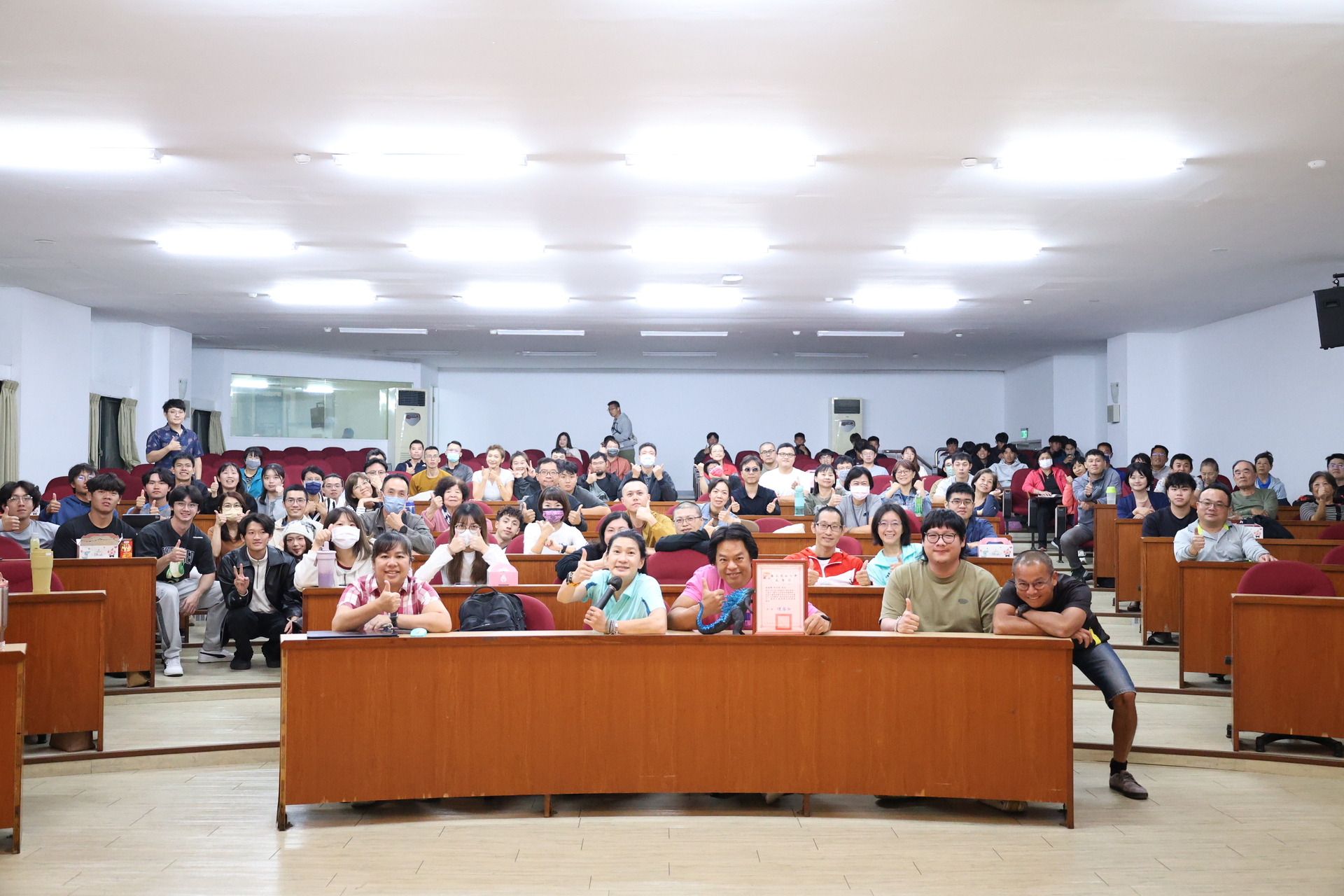 體育室《2025高大運動名人講座》邀請運動科學領域知名學者何立安博士專題演講004圖片