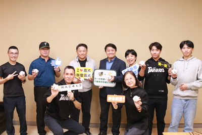 中職傳奇教頭洪一中總教練進校園 台鋼雄鷹講座激勵青年勇敢追夢圖片