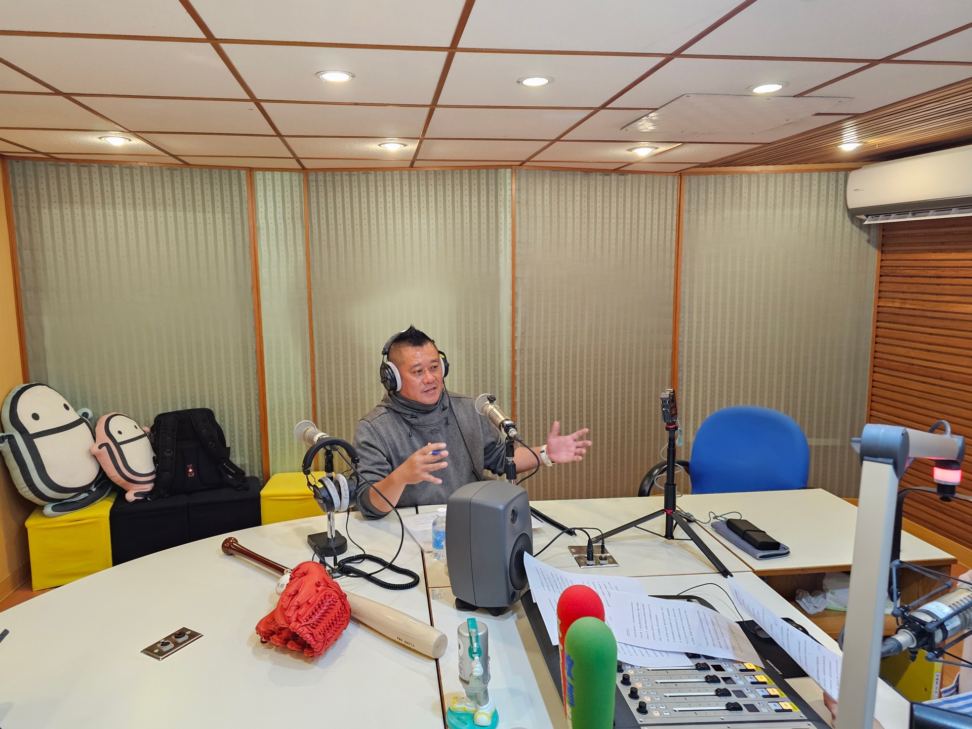 棒球校隊總教練林朝揚接受教廣高雄台《TeaTime時光》專訪談WBC_004