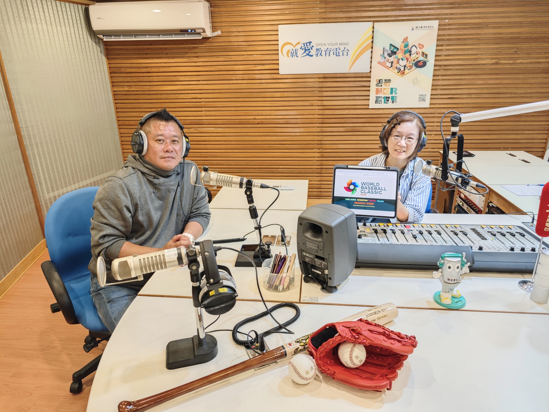 棒球校隊總教練林朝揚接受教廣高雄台《TeaTime時光》專訪談WBC_006