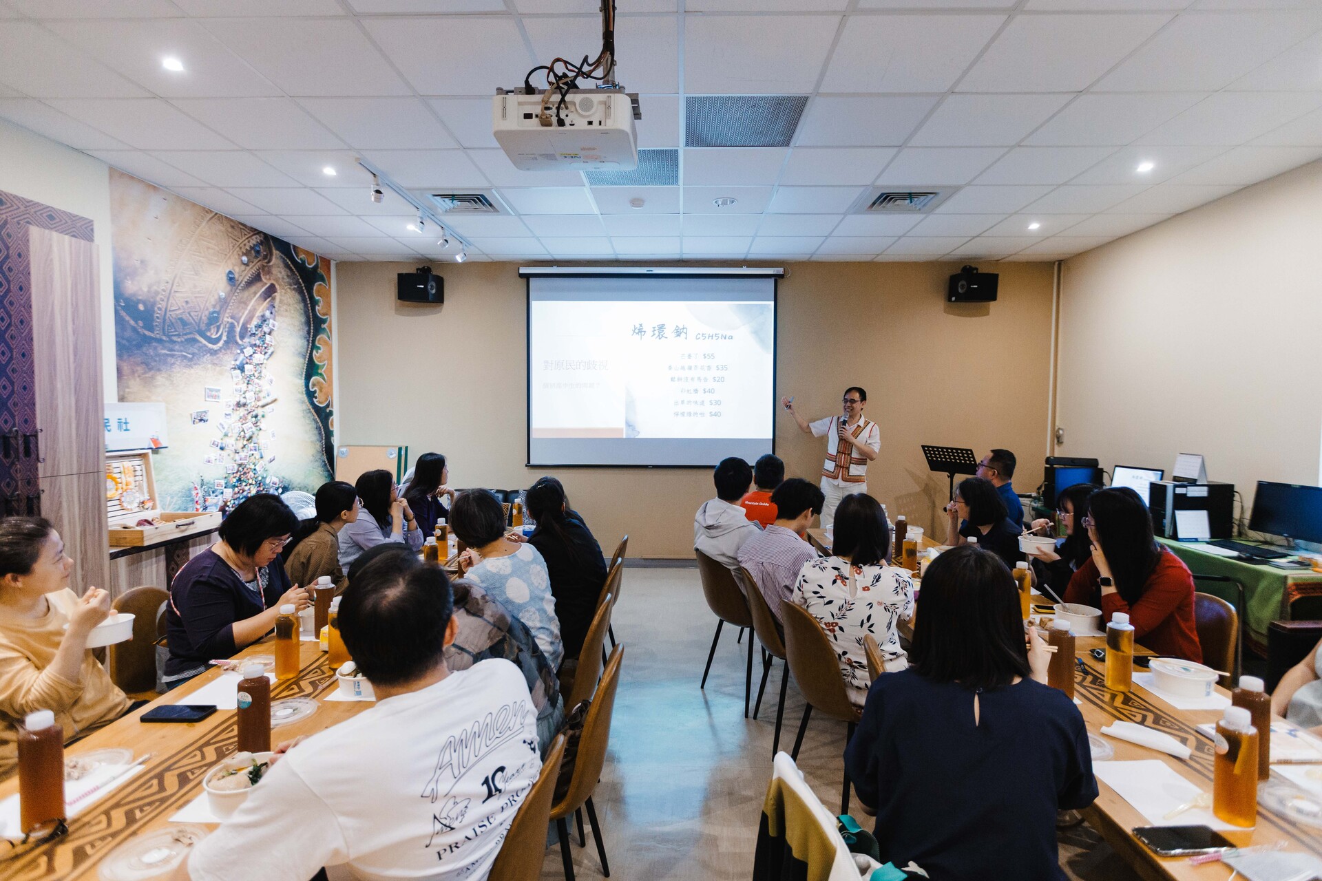 高雄大學原資中心舉辦全民原教講座，解析微歧視現象強化文化敏感度003圖片