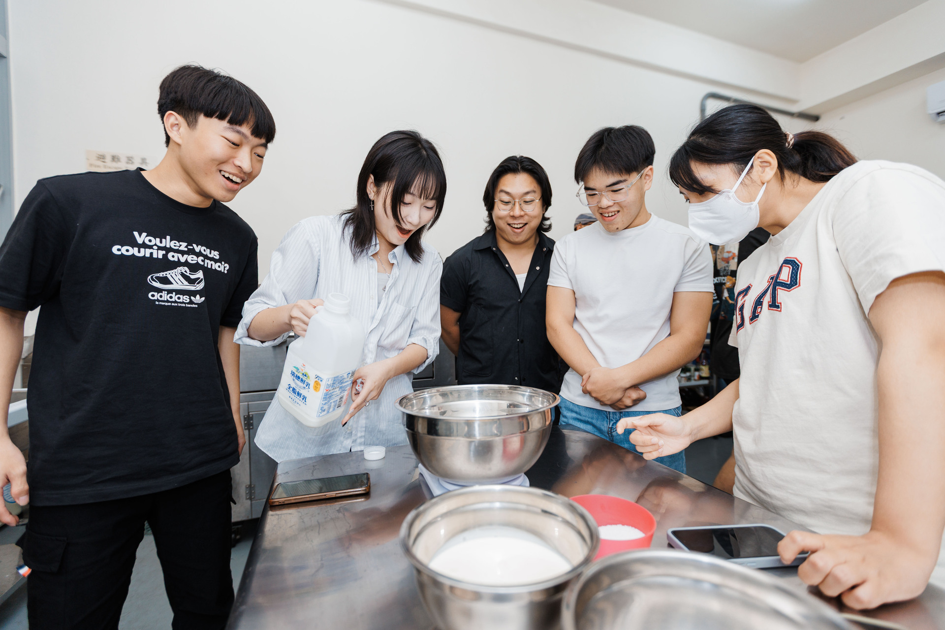 師生共製「琉璃奶酪」認識飲食文化006圖片