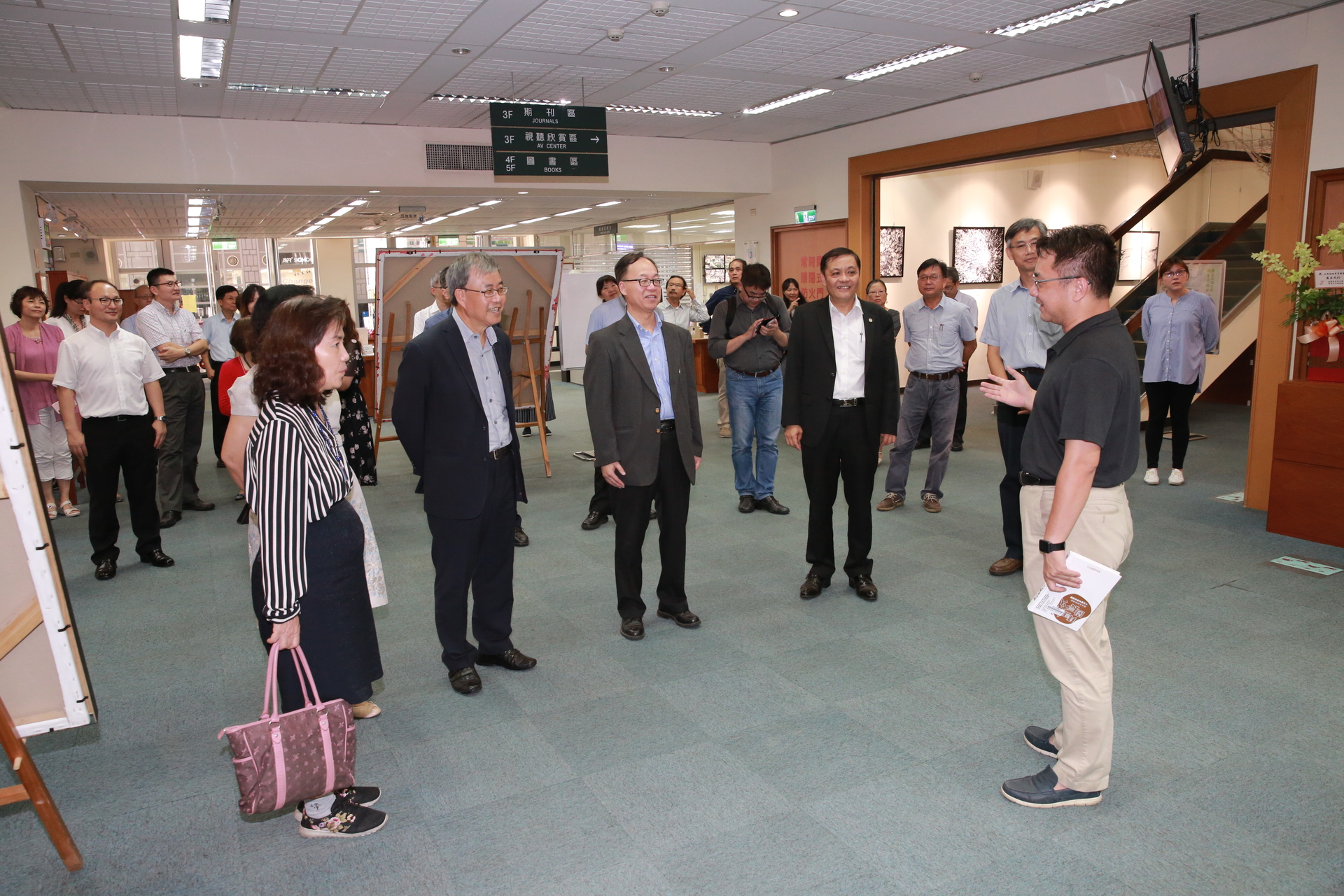 108年05月17日高雄大學與中山大學兩校主管交流座談圖片