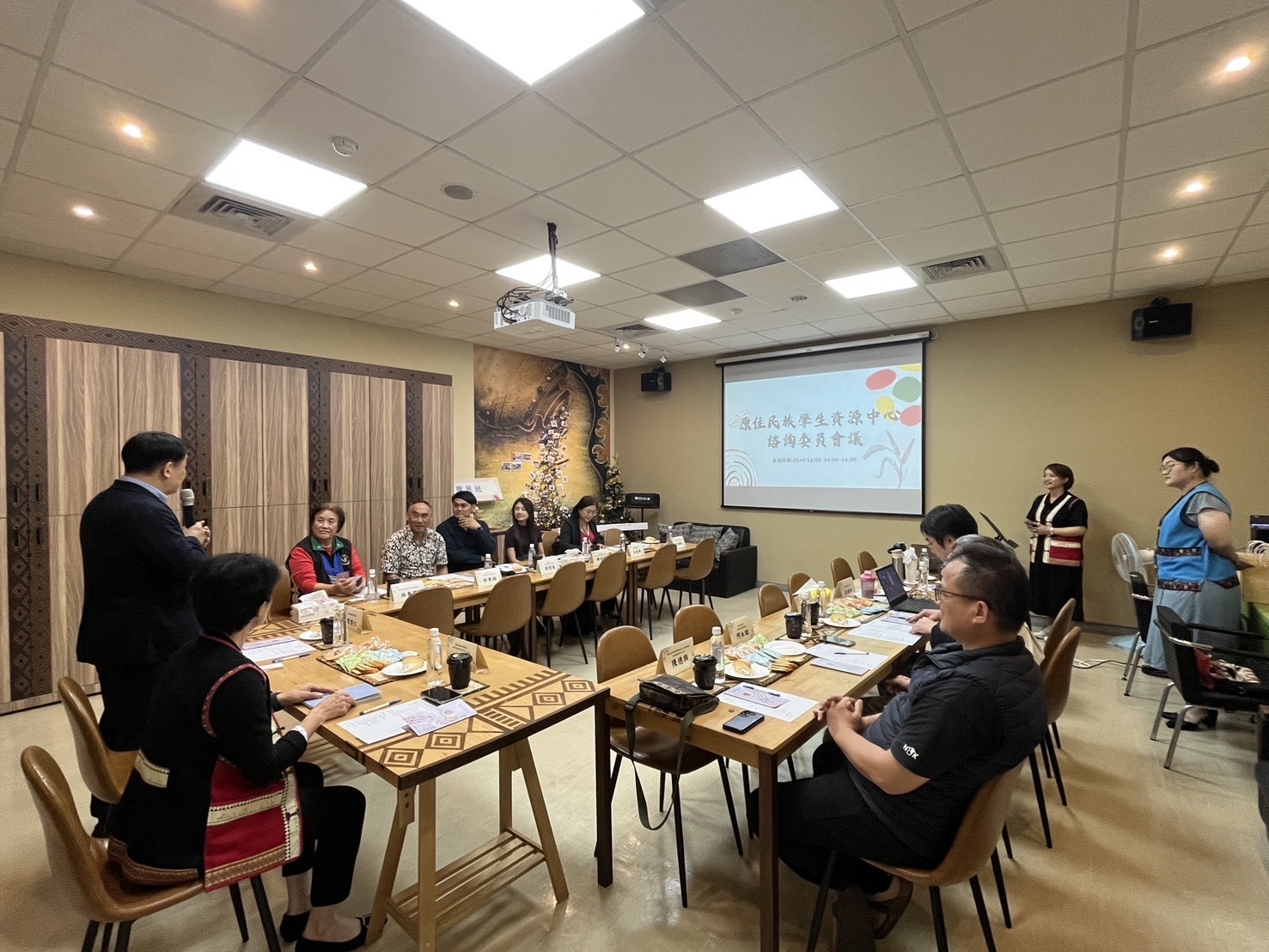 原資中心召開諮詢委員會議 展現業務成果005