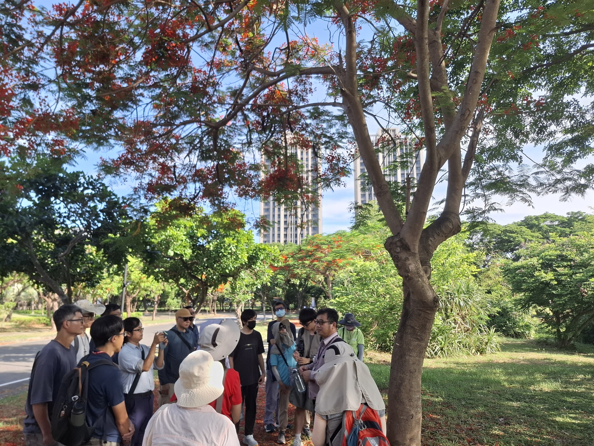 國立高雄大學永續校園成果持續獲得國際肯定，2026年「世界綠色大學評比」名列全球第128名。006