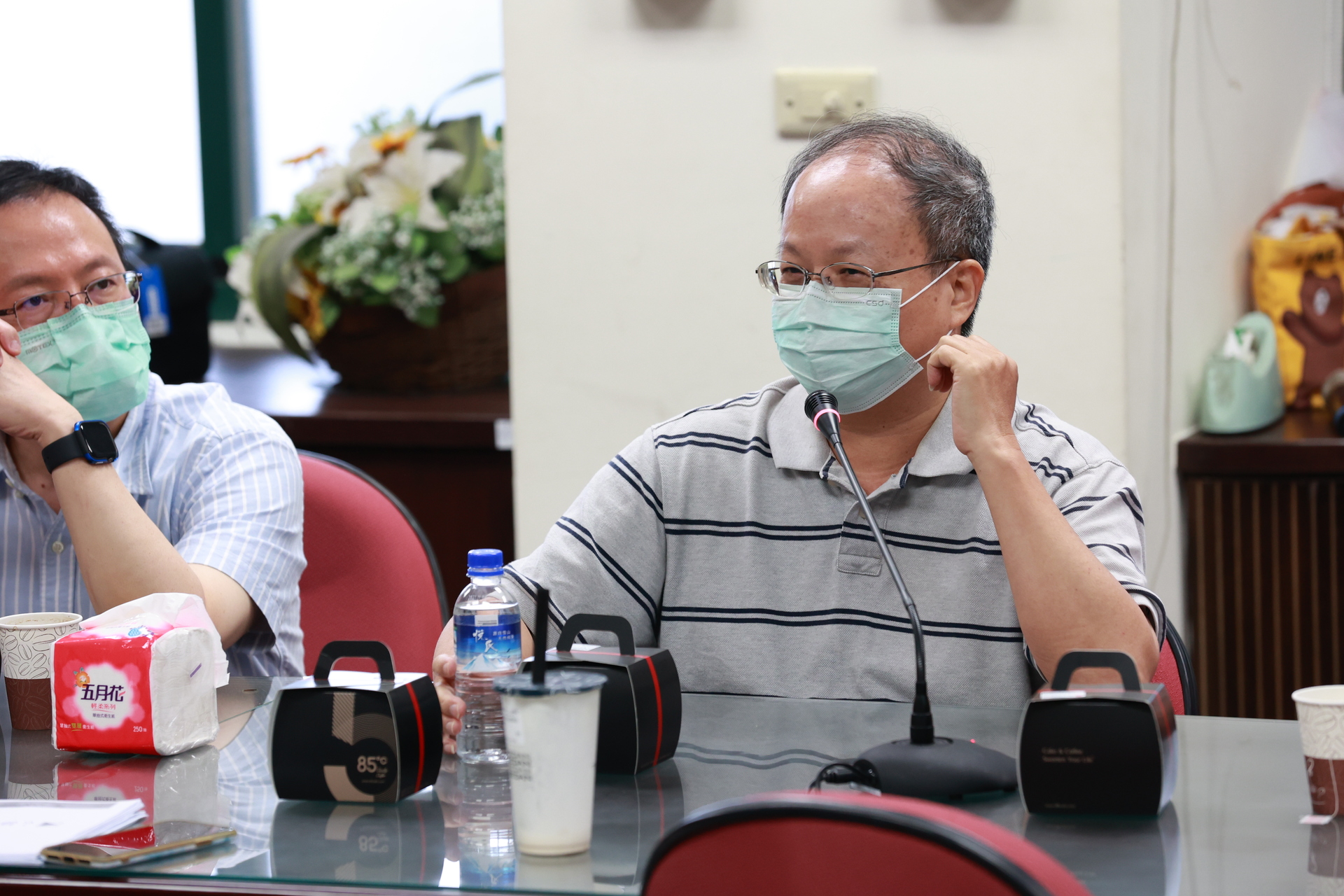 高大校長陳月端偕同主管與管理學院教師交流座談9