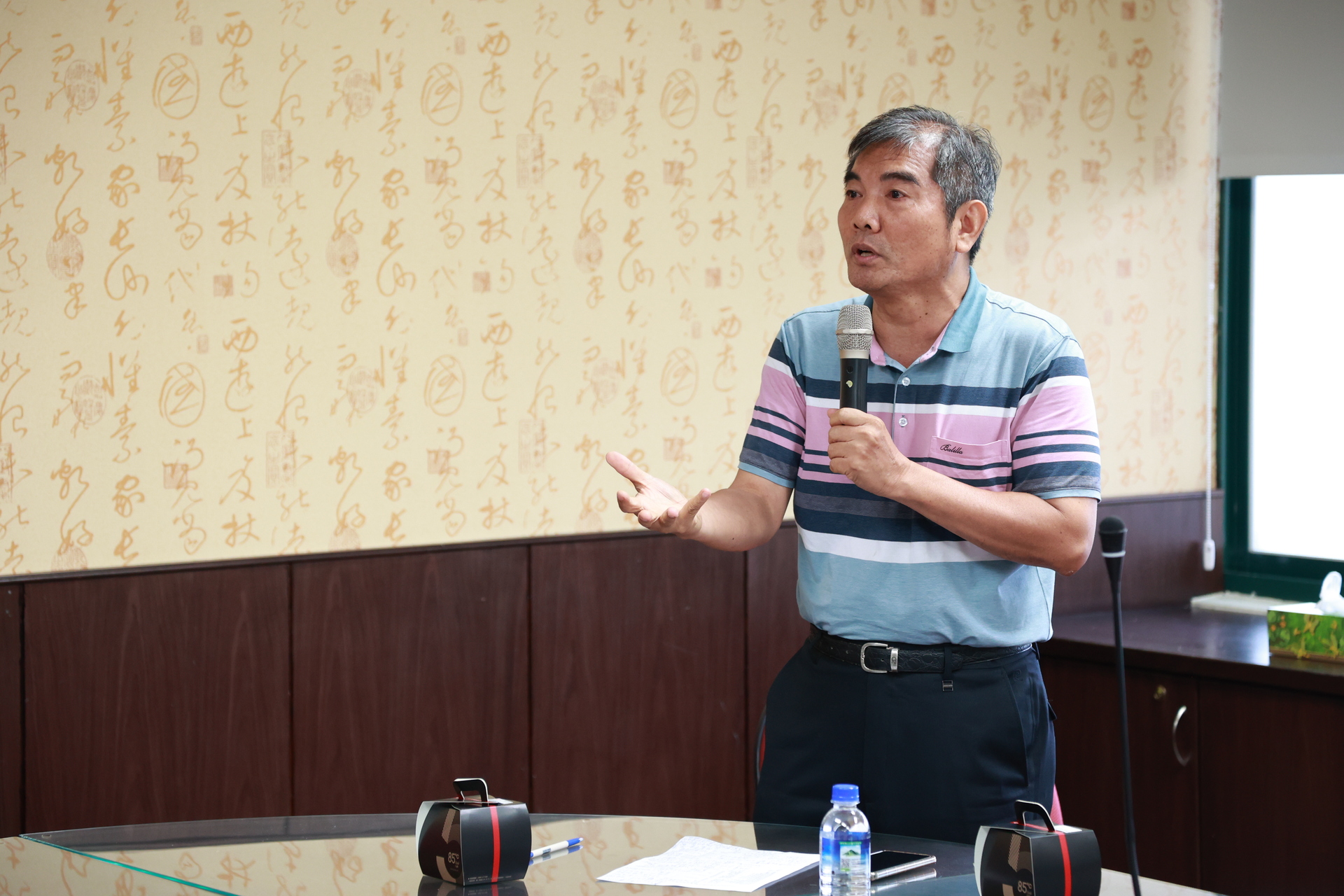高大校長陳月端偕同主管與管理學院教師交流座談13