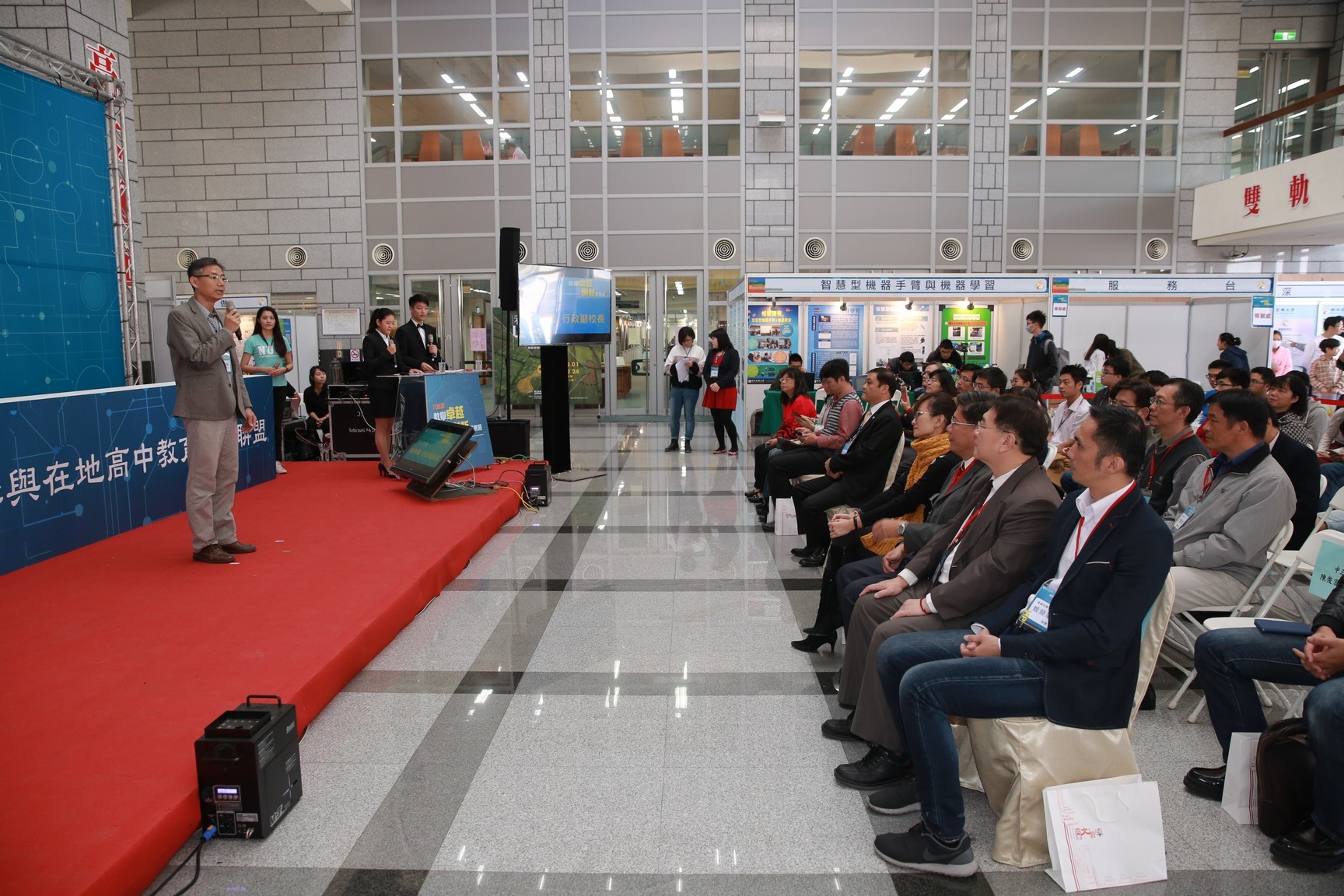 教學卓越創新成果展 相聲、深碗、微學分課程展示分享 即日起至22日圖片