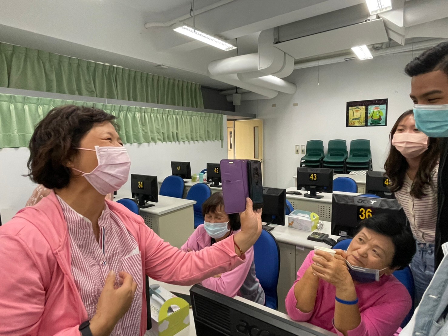 西語系特色課程 文學與電影導讀《雨中的貓》上課03圖片