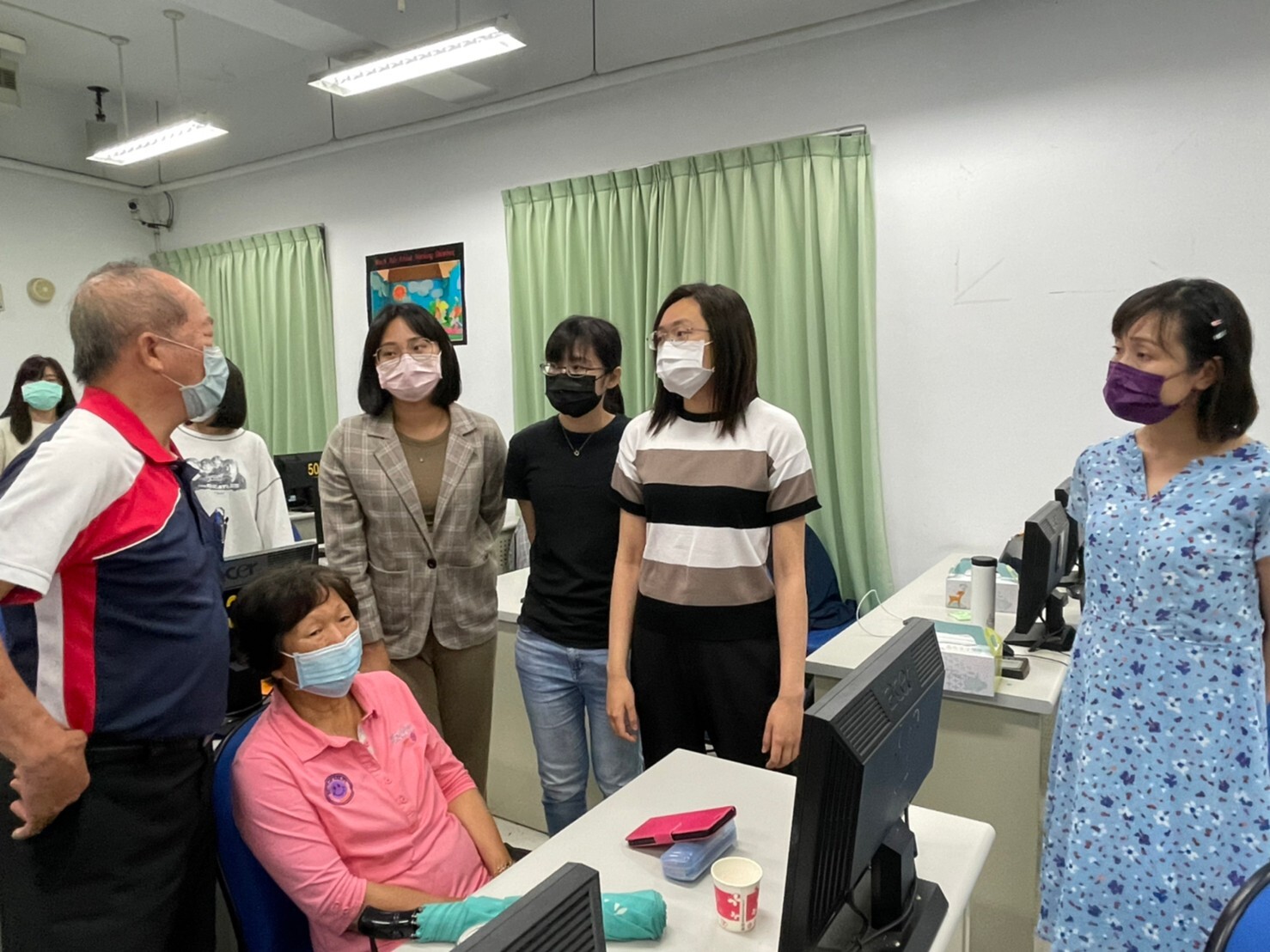 西語系特色課程 文學與電影導讀《雨中的貓》上課08圖片