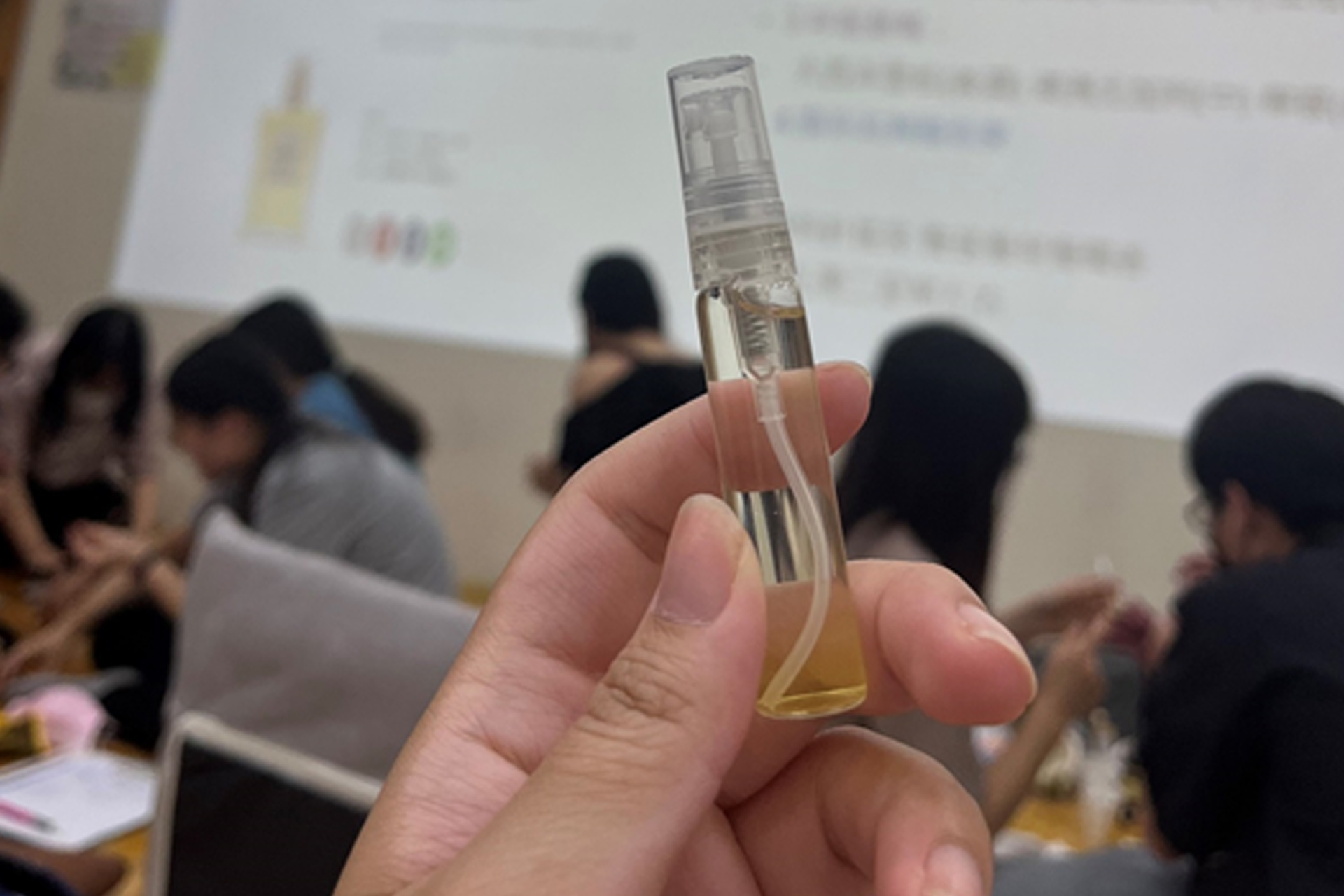 《與香同行 讓心自由》芳療紓壓工作坊02