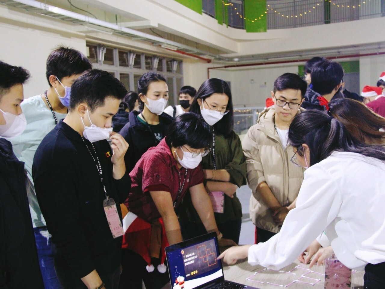 高雄大學境外生 歡樂耶誕晚會_8