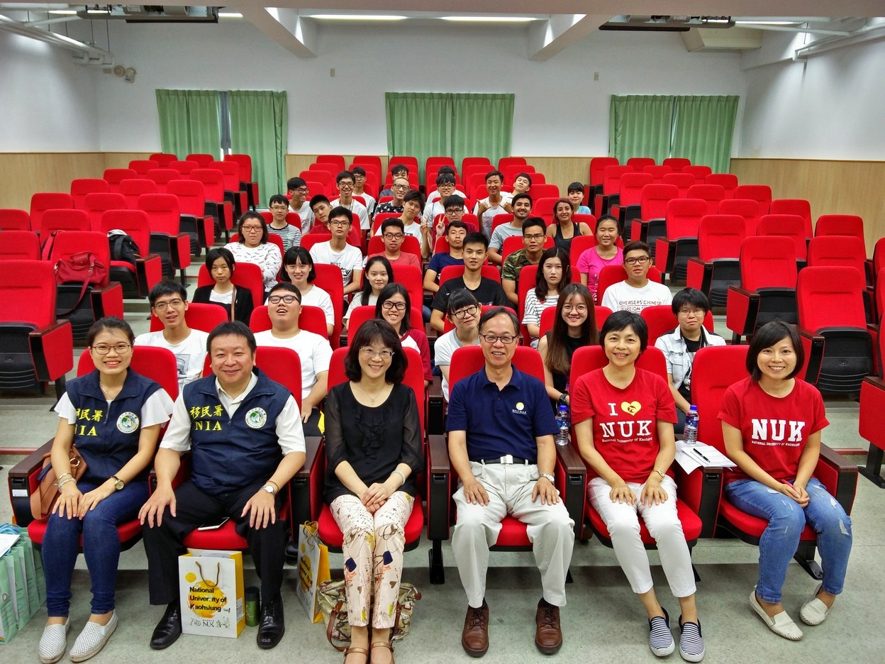 國際處與移民局共同舉辦講座