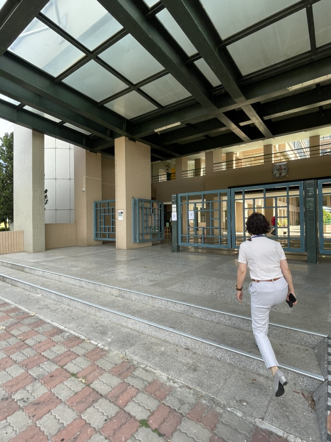 校長陳月端巡視校園防疫措施 07
