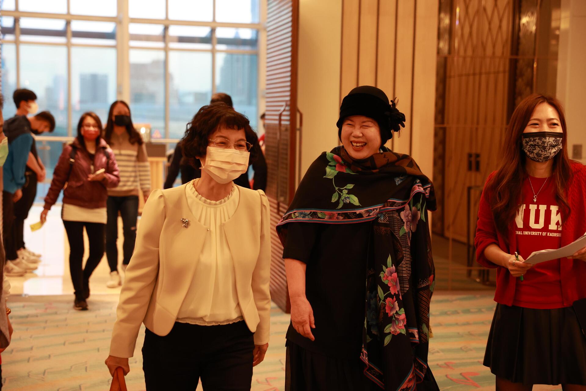 人事室主辦全校新春聯歡晚會，凝聚向心力、激勵士氣【法律學系113級學生鍾昌豫 攝影】12