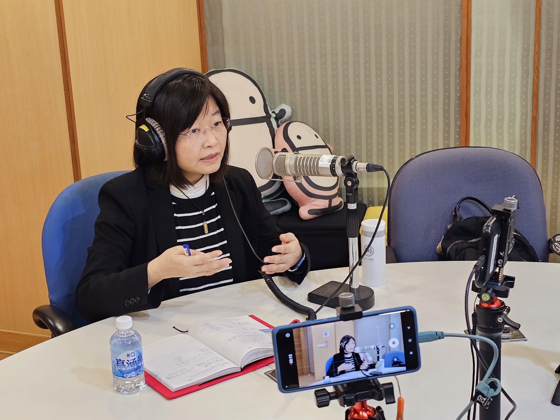 高雄大學資管系副教授兼主任秘書林杏子受訪分享跨域，走出人生不同風景002