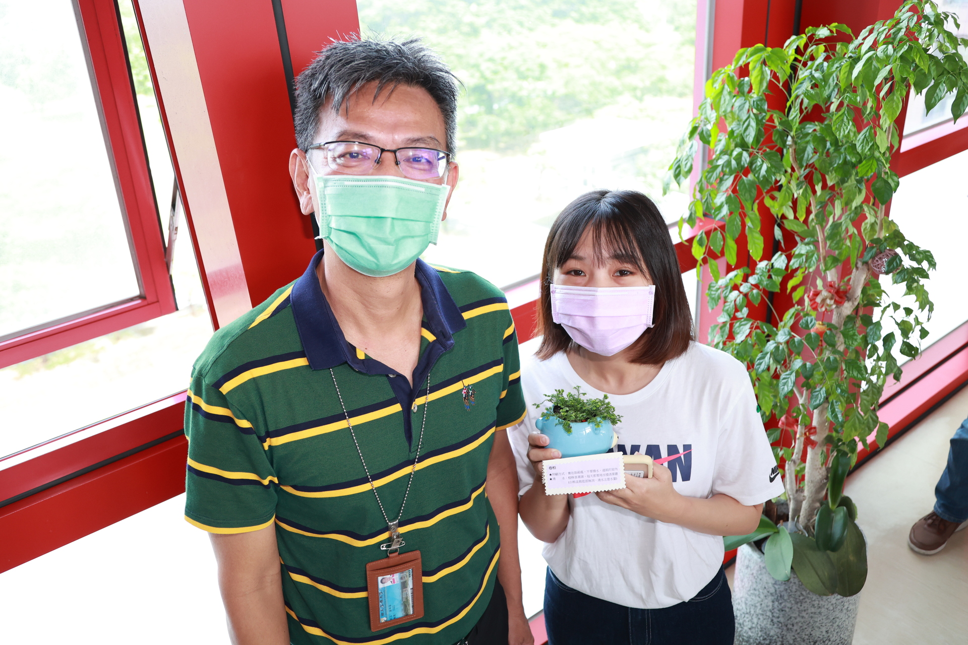 潘主秘盆栽由教務處人員認養