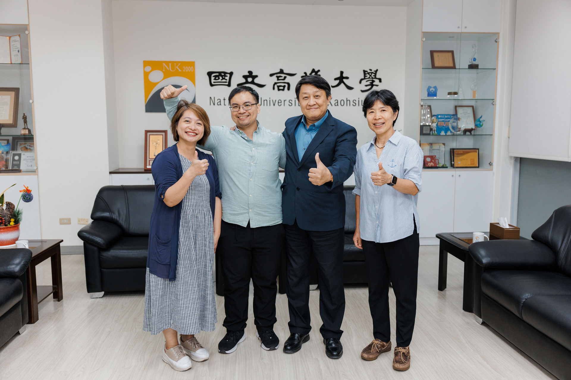 校長陳啓仁接見西語系校友、布農族博士金昭龍006圖片