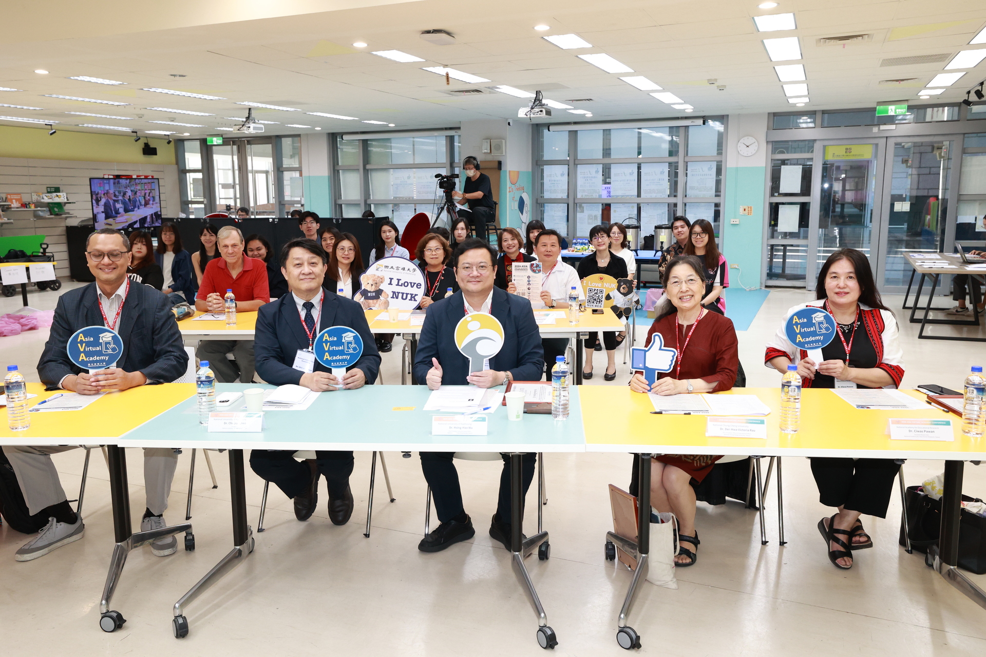 高雄大學《2026 Asia Virtual Academy》研討會 串聯臺菲印010