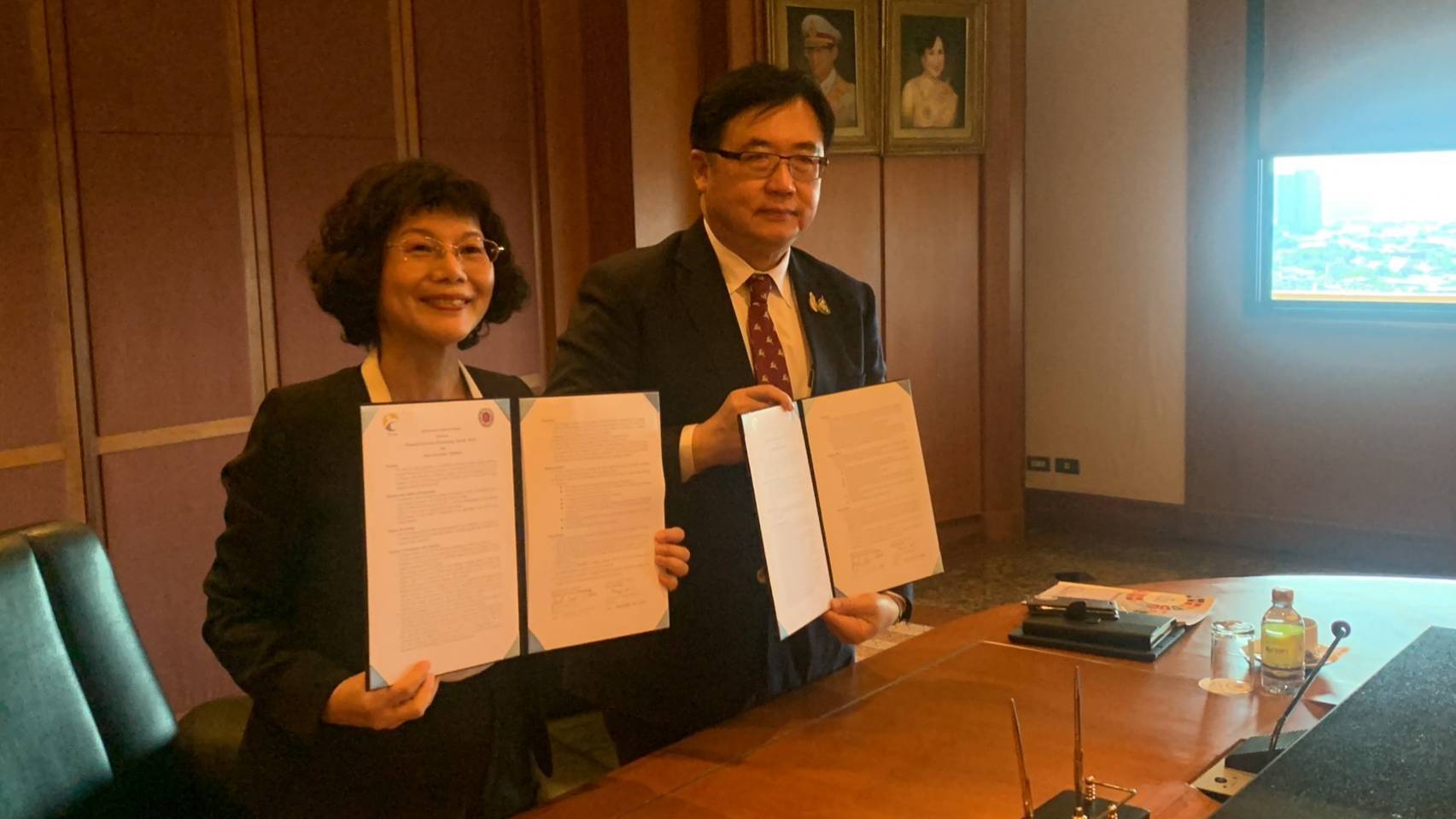 National University of Kaohsiung visited Thailand 02