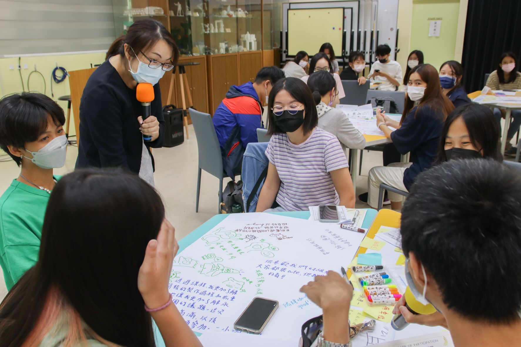 講師引導學院校園永續議題發想02