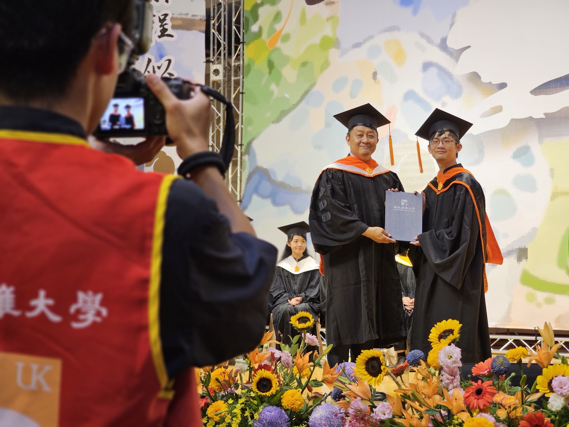 NUK's 22nd Commencement: Carry Courage, Embrace Sustainability, and Light the Way for Others 010Image