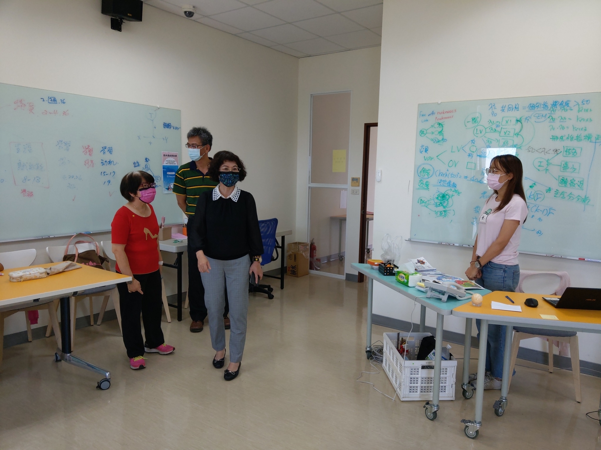 校長陳月端訪視關心異地辦公同仁07