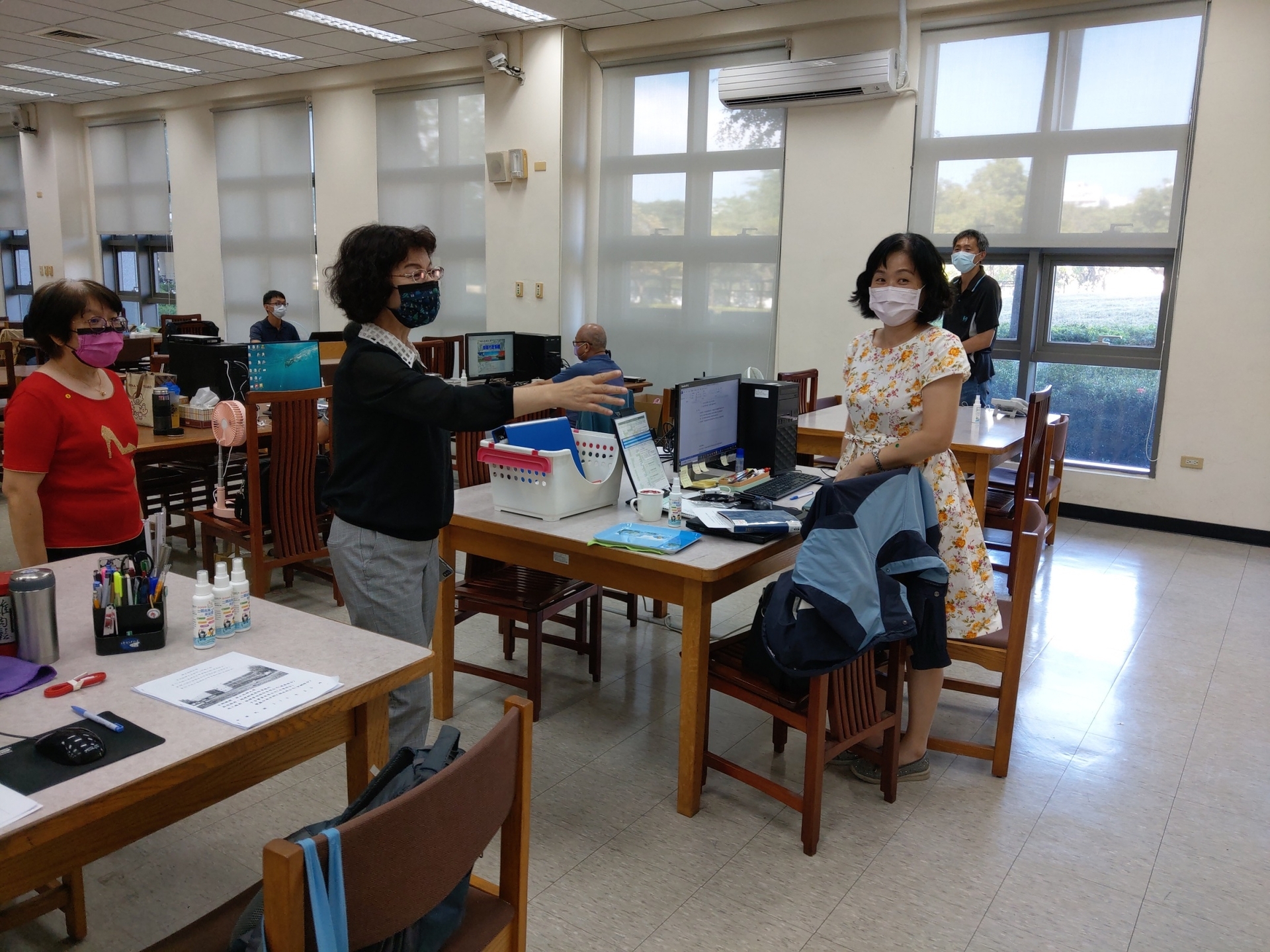 校長陳月端訪視關心異地辦公同仁08