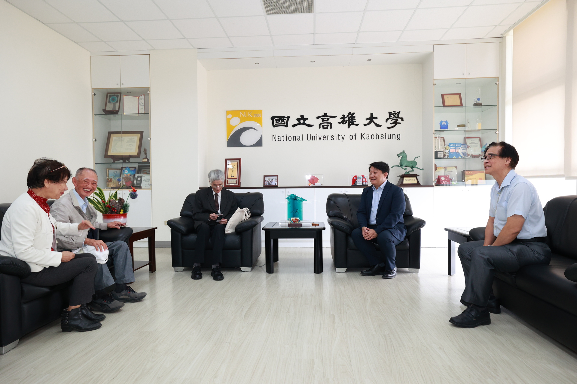 《卓越講座》邀資深新聞人盧世祥開講，解析新聞專業、民主責任與台灣身分認同001圖片