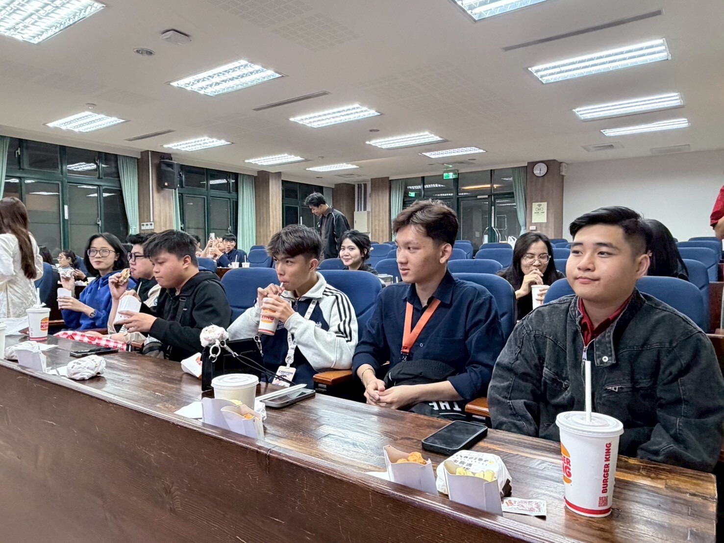 國際處國際專修部舉辦新生歡迎會006圖片