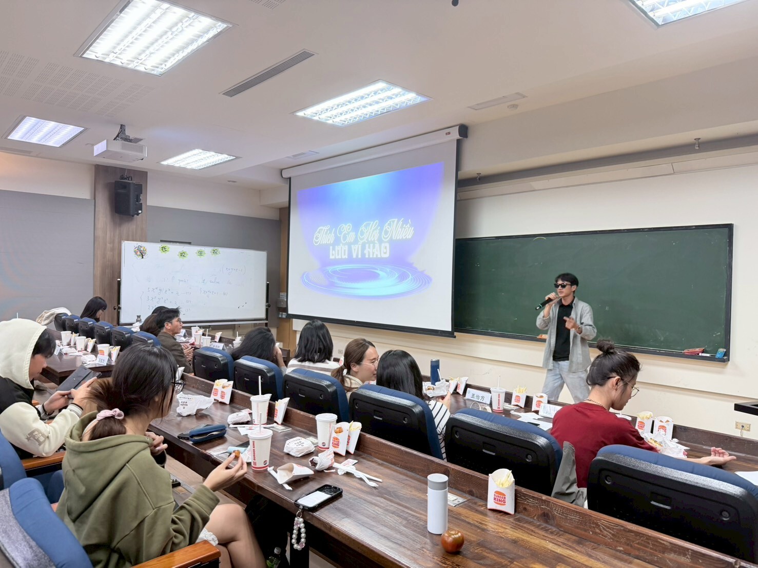 國際處國際專修部舉辦新生歡迎會010圖片