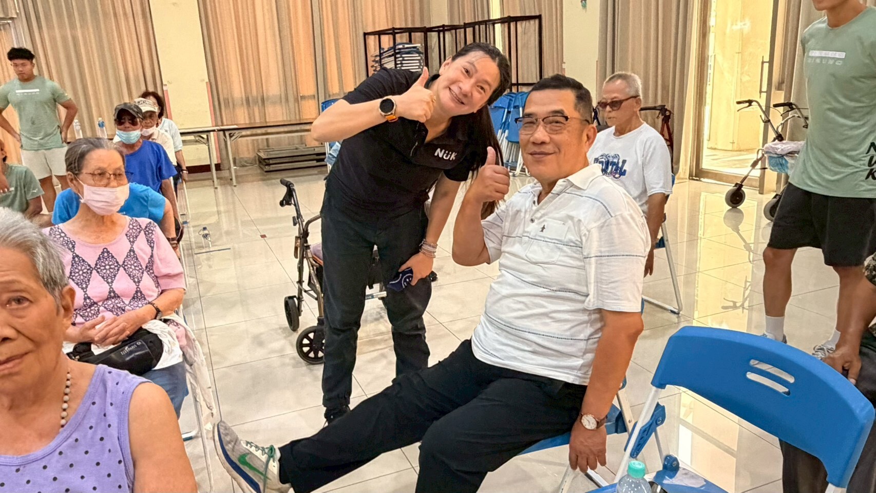 運競系系主任林季嬋1日率領游泳隊學生前往岡山榮譽國民之家，參與「照護有愛 廉潔無礙」活動008