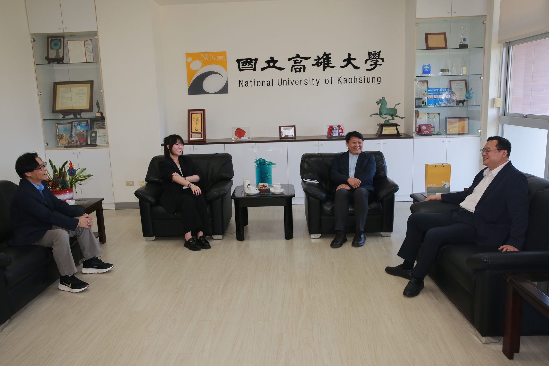 高雄大學《卓越講座》邀高市府行國處處長張硯卿談城市外交002