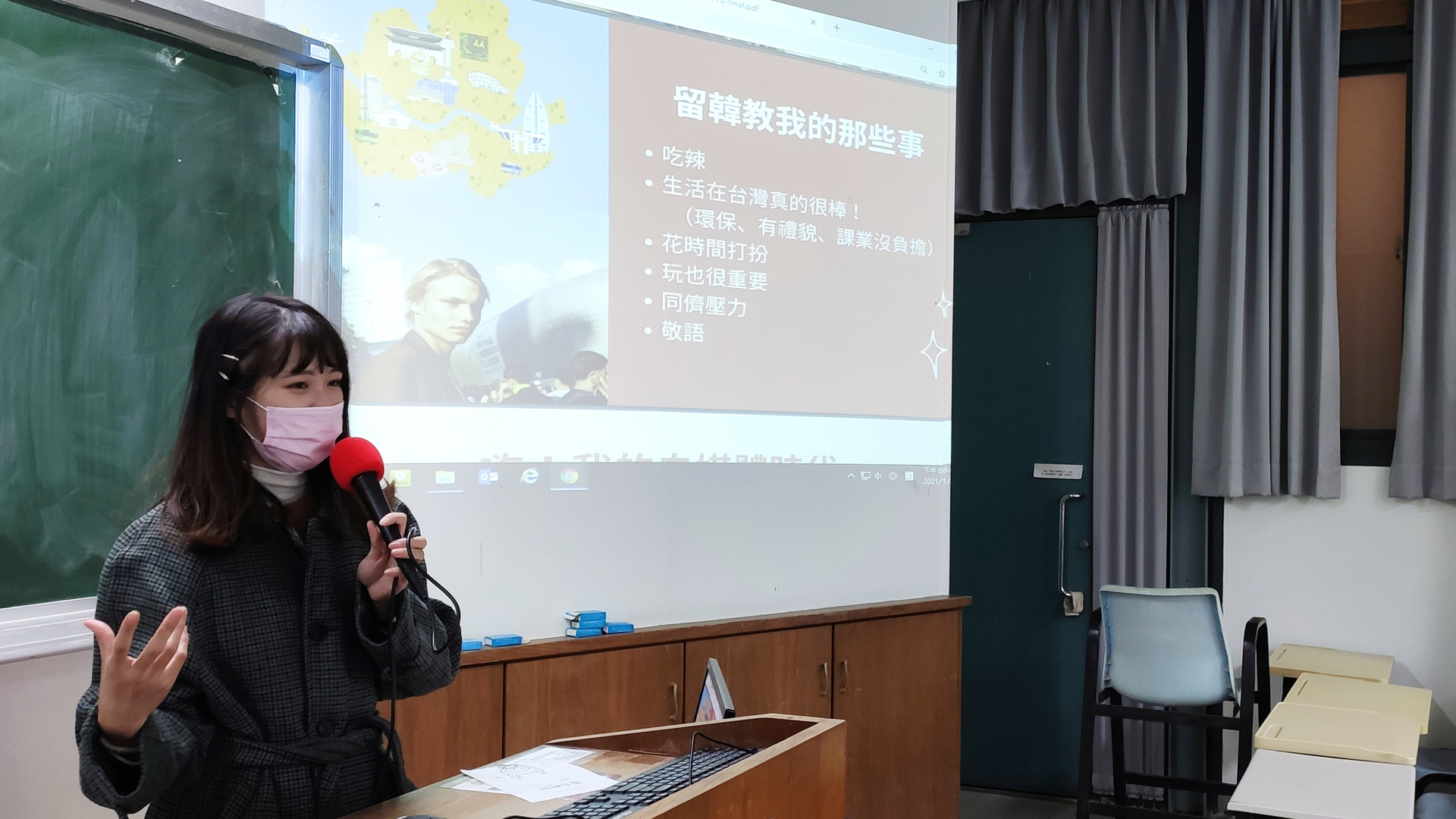 你也可以當網紅 東語系應屆畢業生曾芷茜善用創新學院微課程 經營YouTube、Podcast圖片