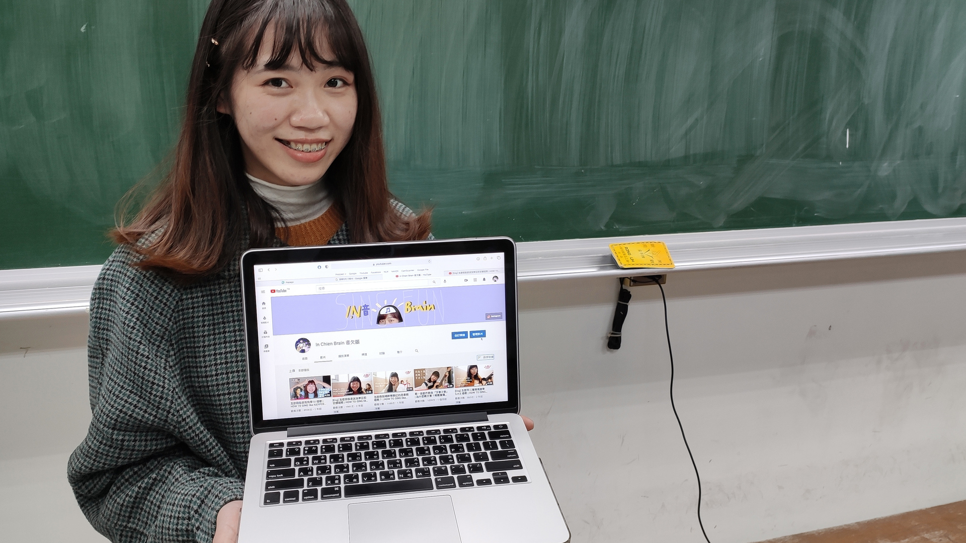 你也可以當網紅 東語系應屆畢業生曾芷茜善用創新學院微課程 經營YouTube、Podcast圖片