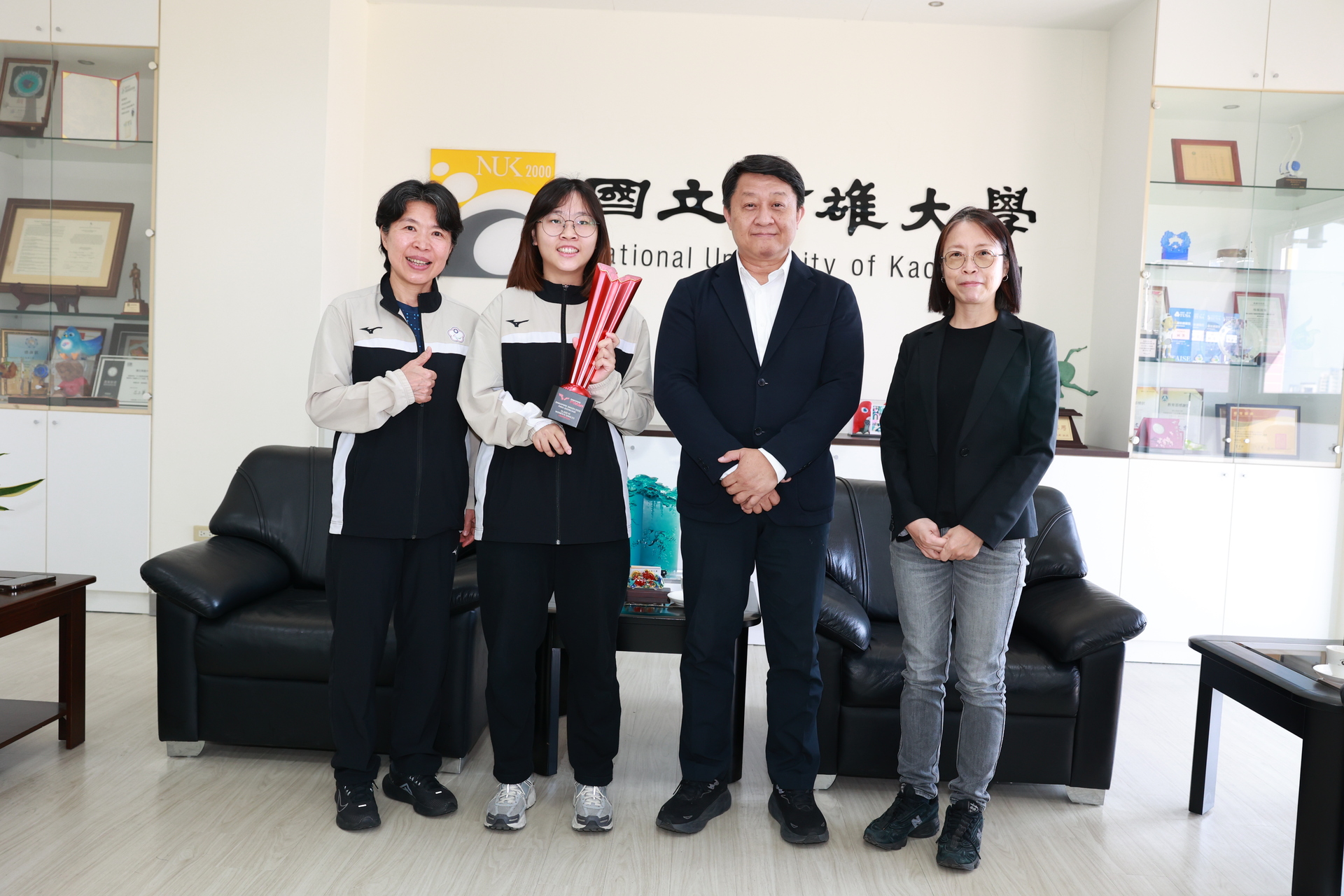 高雄大學碩士生田曉雯在本屆新加坡桌球大滿貫帕拉女單直落三奪冠003圖片