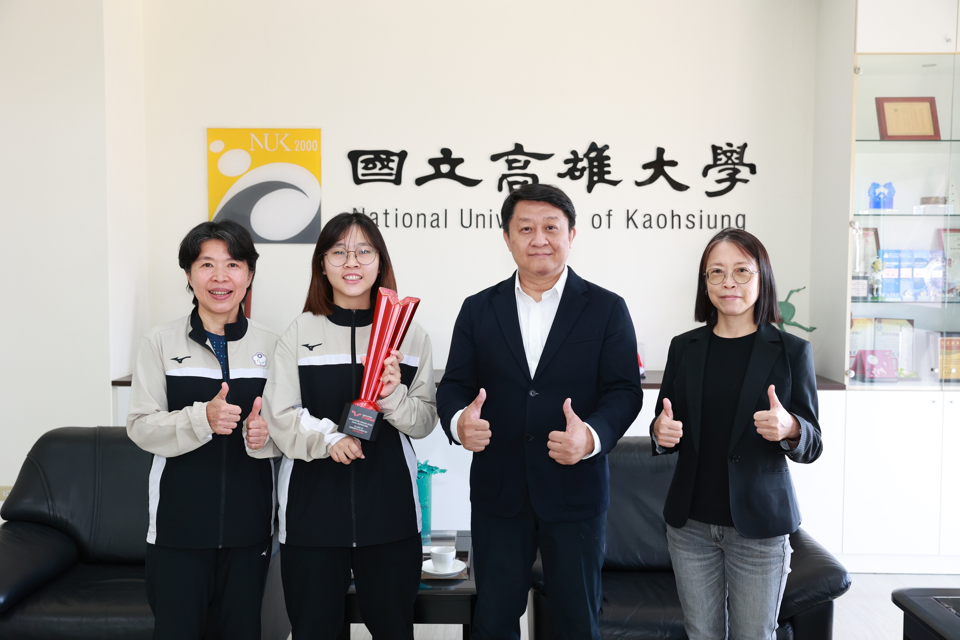 高雄大學碩士生田曉雯在本屆新加坡桌球大滿貫帕拉女單直落三奪冠004圖片