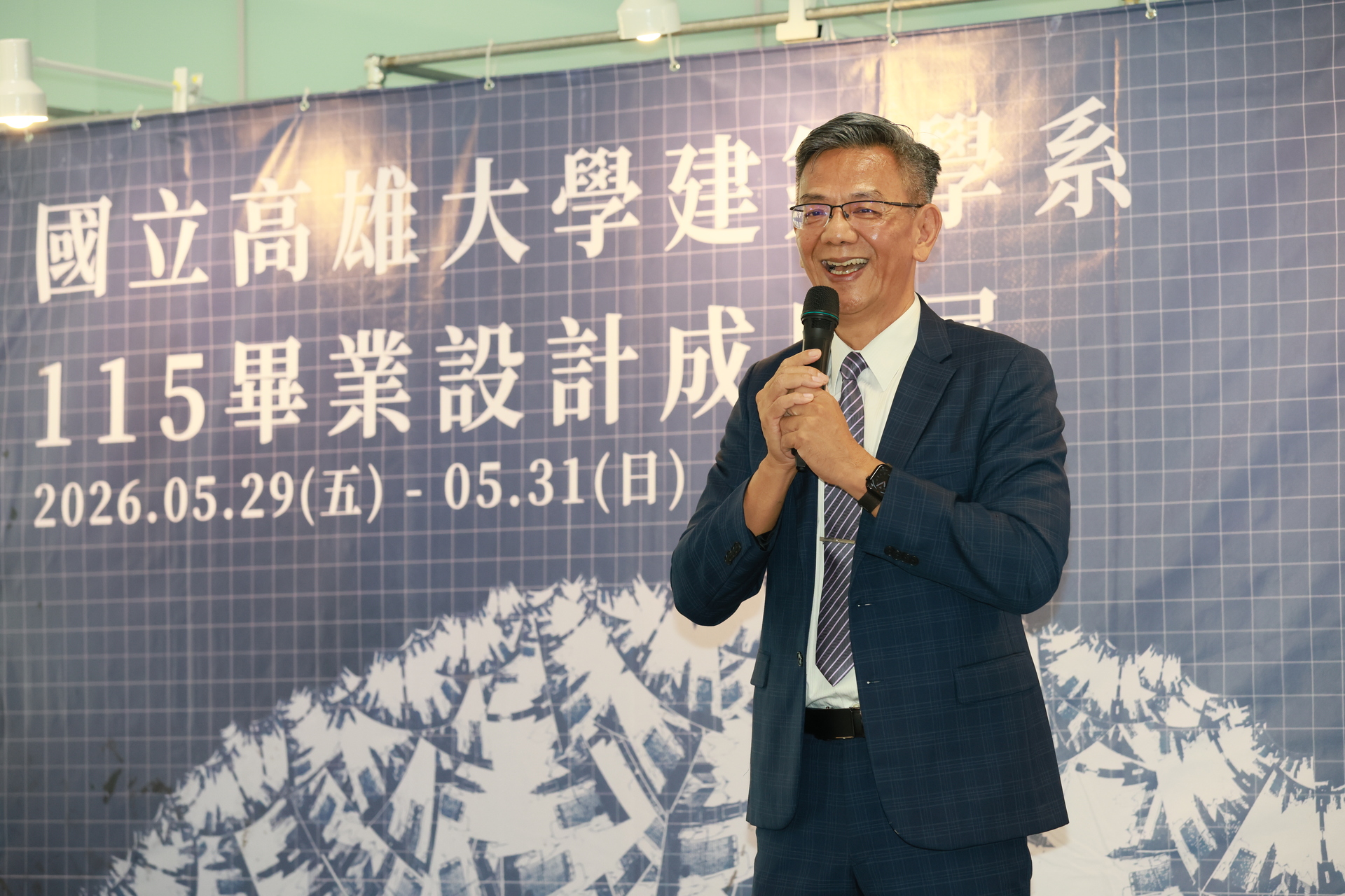 建築系115級畢業設計展進駐臺鐵高雄車站，學生作品走入城市公共空間005